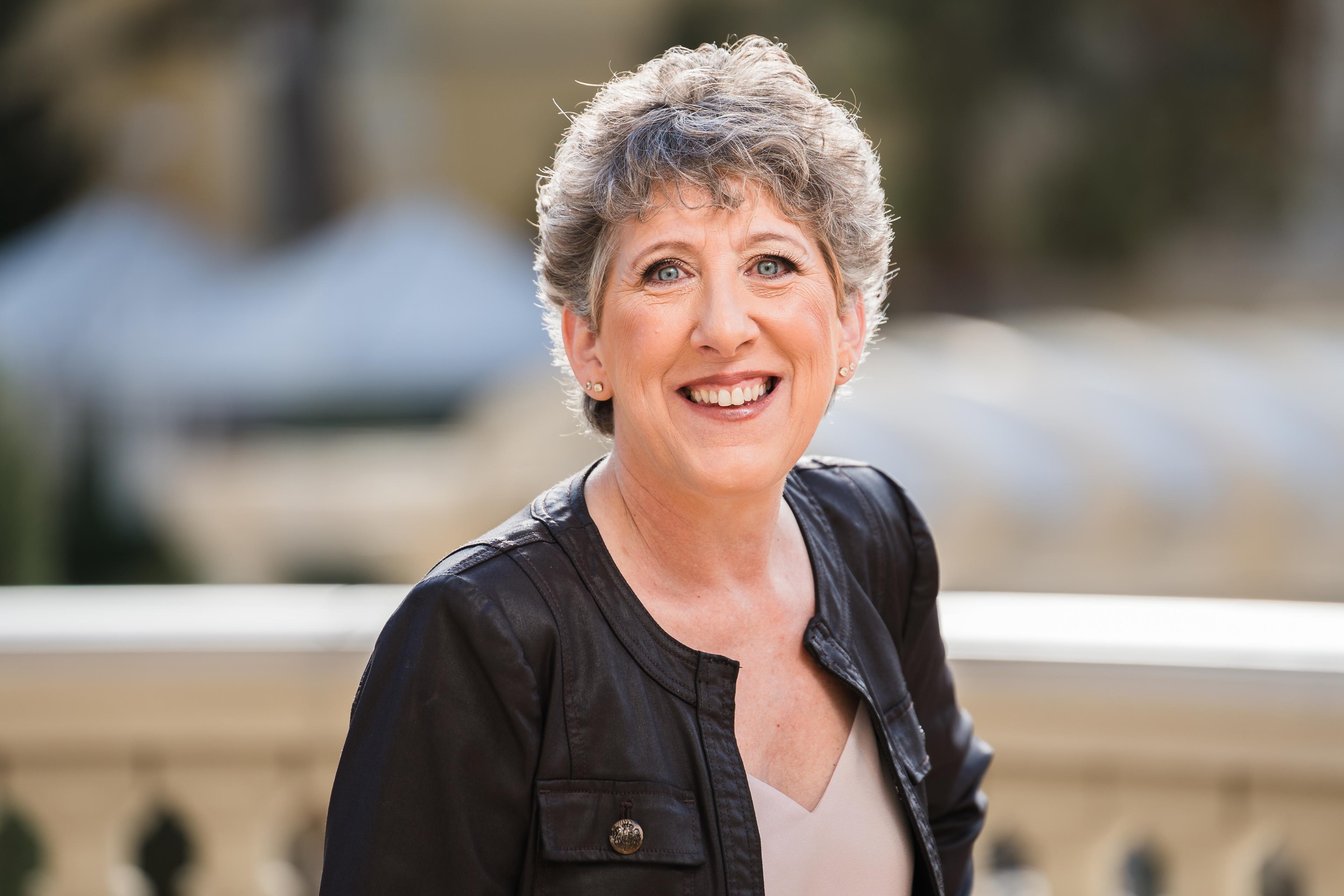 Dr Carolyn M Rubin